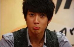 娱乐最新八卦爆料吴尊,神秘女友身份引网友热议！